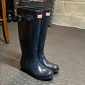 Hunter Navy Rain Boots